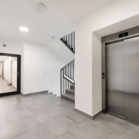 Ursynow Klobucka Comfort Appartement *